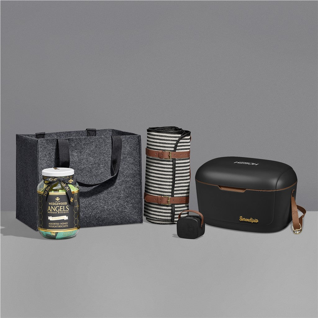 Yatta Finest Finds Hamper