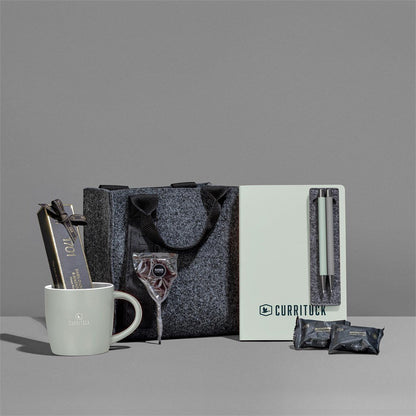Yatta Vogue Vibes Hamper